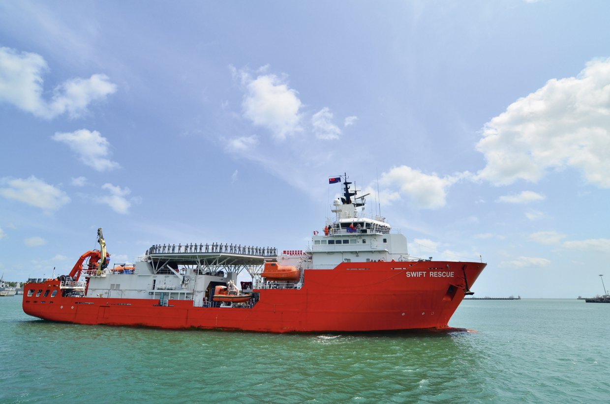 Swift Rescue
        , the submarine rescue and intervention vessel operated by the Republic of Singapore Navy.
       (Singapore Ministry of Defence)