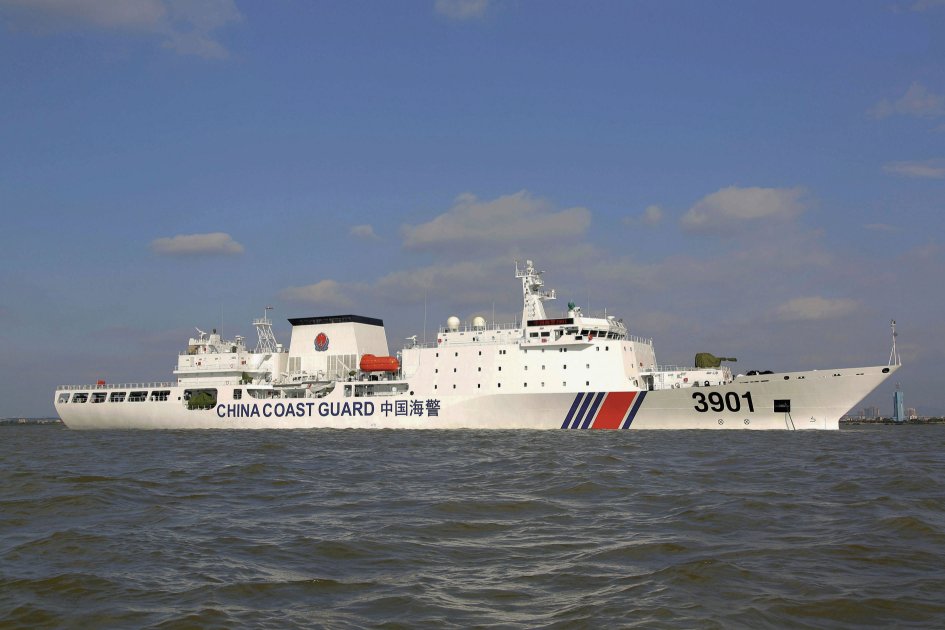 Haijing 3901
        , one of the 10,000 tonne Zhaotou-class cutters operated by the CCG. On 22 January China passed a law allowing the CCG to use firepower – under certain circumstances – against foreign vessels in waters “under China’s jurisdiction”.
       (Via http://military.cnr.cn)