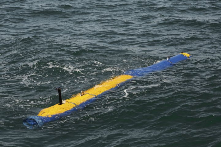 GDMS has delivered the first LRIP Knifefish SMCM UUV package to the USN. (GDMS)