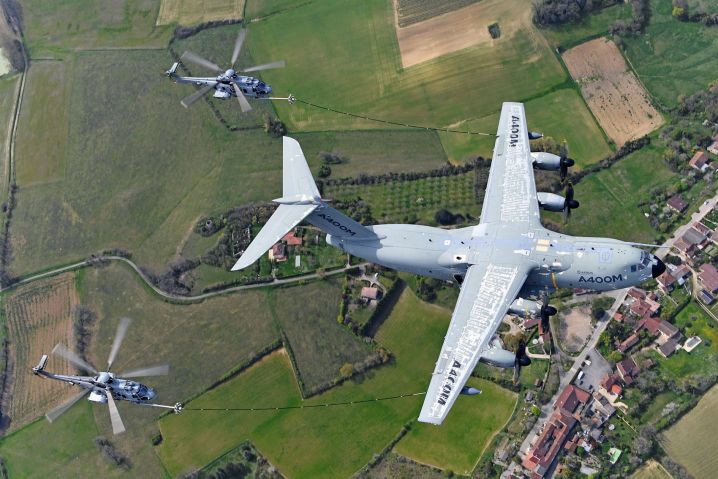 Having now completed most of its certification tests, Airbus hopes to sign off the helicopter refuelling capability for the A400M before the end of the year. (Airbus)