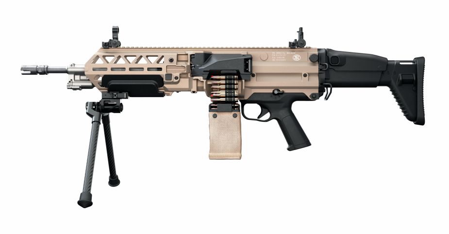 FN Herstal’s new Evolys LMG, chambered in 5.56 mm. This weapon is 2.5 kg lighter than the 5.56 mm version of the company’s venerable Minimi LMG. (FN Herstal)